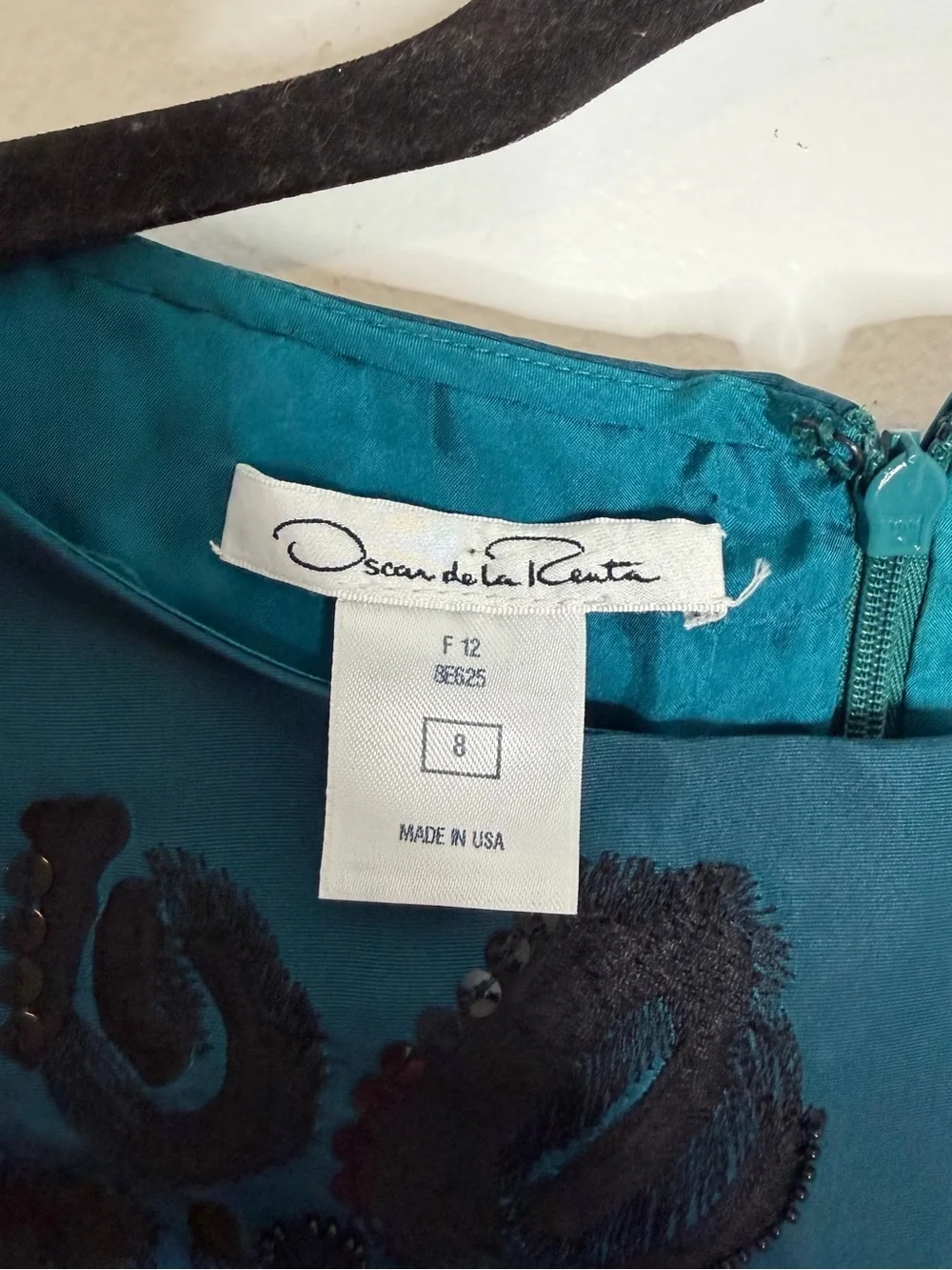 Oscar de la Renta Teal Sleeveless Midi Dress with Black Floral Appliqué - Picture 7 of 12